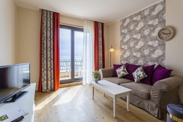 Поморие - първа линия - двуспален апартамент 2-bedroom, 132 m2, Brick - city of Pomoriе | Apartments - снимка 5