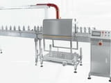 Автоматична машина за поставяне на дръжки на РЕТ бутилки