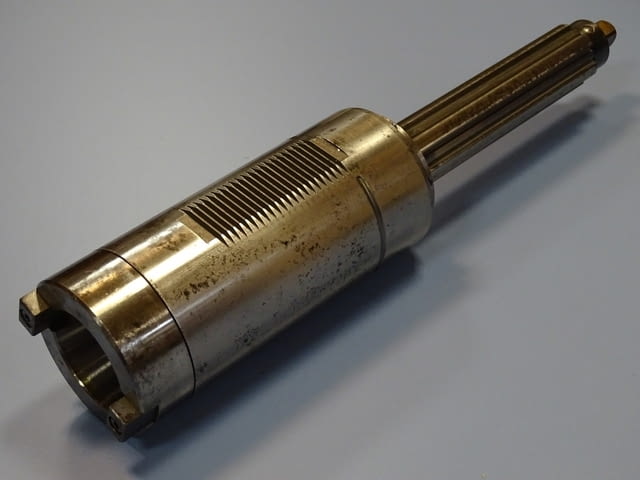 Вертикален шпиндел за фреза Deckel FP4 стандарт SK 40, city of Plovdiv | Industrial Equipment - снимка 1