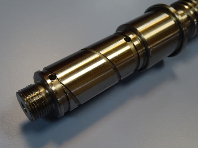 Винт за фреза Deckel FP2 за ОС Z screw with Z, град Пловдив | Промишлено Оборудване - снимка 7