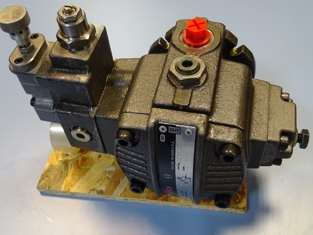 Хидравлича помпа BOSCH 0 513 300 229 hydraulic vane pump, град Пловдив | Промишлено Оборудване - снимка 4