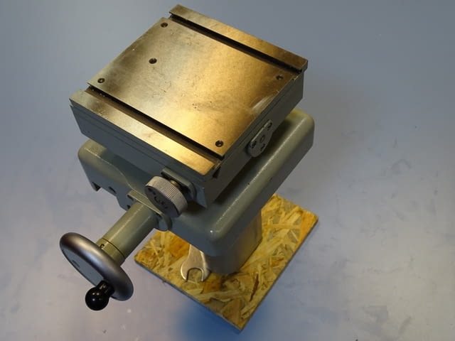 Маса инструментална Carl-Zeiss подвижна 120x120 mm, град Пловдив | Инструменти - снимка 8