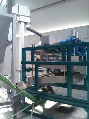 Почистваща машина за зърнени култури Sort ОМ5, град Велико Търново | Оборудване / Съоръжения - снимка 4