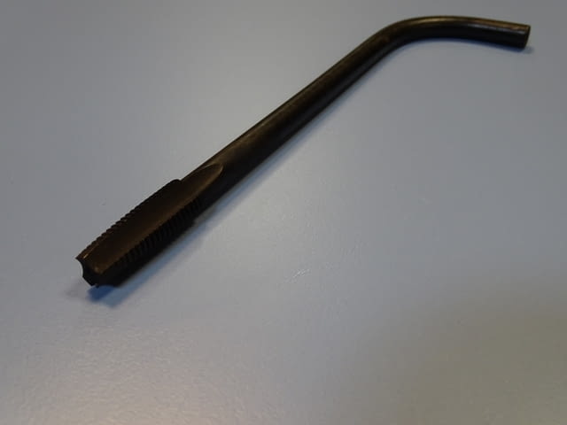 Метчик машинен M12 с извита опашка HSS - град Пловдив | Инструменти - снимка 2