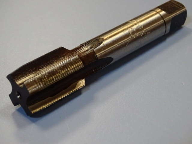 Метчик M20x1 ( I, II ) комплект HSS - град Пловдив | Инструменти - снимка 1