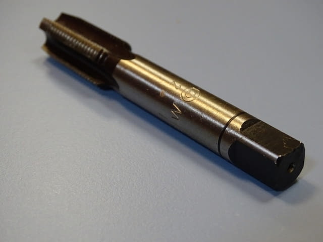 Метчик M16x1.5 ( I, II ) комплект HSS - град Пловдив | Инструменти - снимка 3