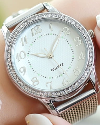 Посребрен дамски часовник / 5 Lady's, Quartz, Elegant - city of Burgas | Watches - снимка 1