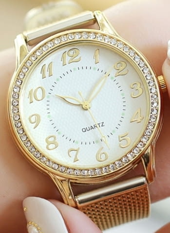 Позлатен дамски часовник / 5 Lady's, Quartz, Elegant - city of Burgas | Watches - снимка 1
