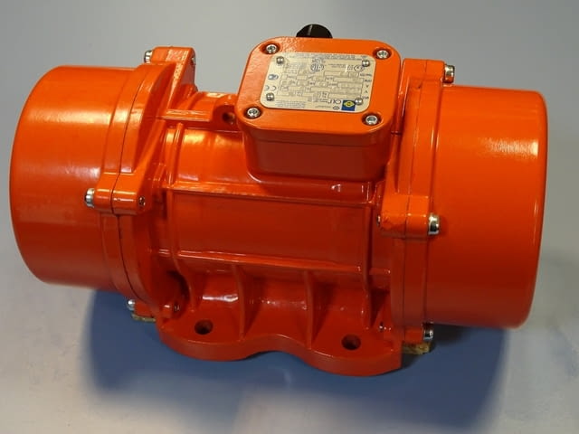 Вибромотор OLI MVE 400/15 electric vibrating motor 220/380V, град Пловдив - снимка 1