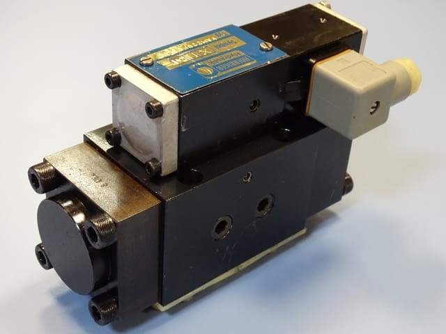 Хидравличен разпределител Hoerbiger Hydraulik Symbol VAN720VP/VAM220P - снимка 8