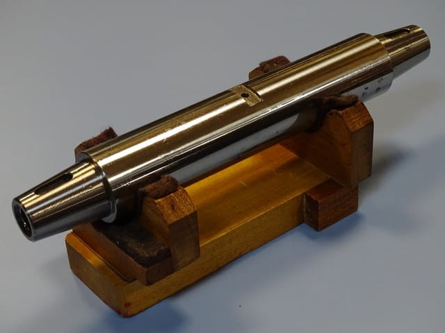 Шпиндел за плосък шлайф L-350mm - град Пловдив | Промишлено Оборудване - снимка 1