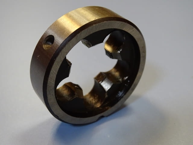 Плашка М24х1 за метрична резба, дясна - град Пловдив | Инструменти - снимка 3