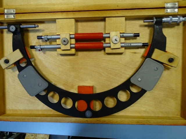 Микрометър MK 300-400mm micrometer - град Пловдив | Инструменти - снимка 2