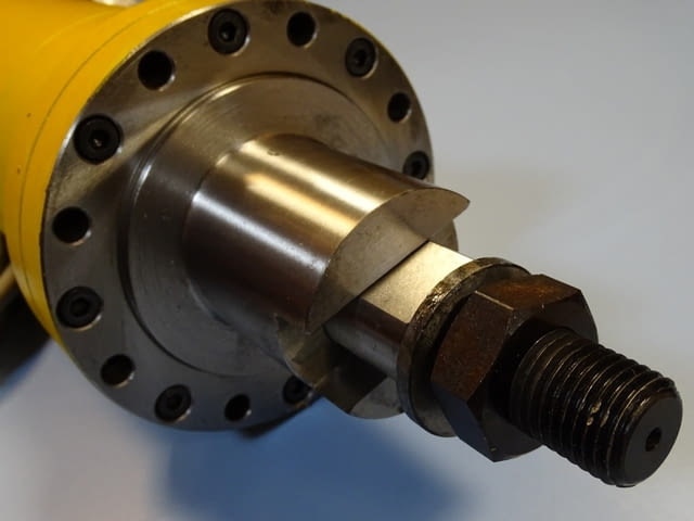 Електрозатегач ЕЗТ 63М електромеханично затягащо устройство, град Пловдив - снимка 2