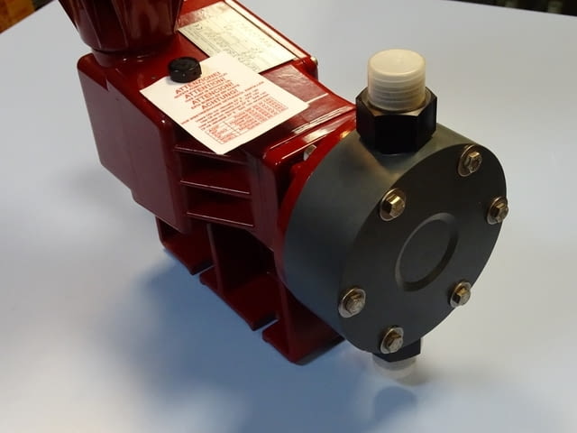 Мембранна дозираща помпа ETATRON 1D158BA00H00 Diaphragm dosing pump - снимка 7