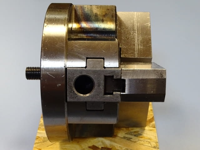 Клинозатегателен патронник КПТ-200 - град Пловдив | Промишлено Оборудване - снимка 3