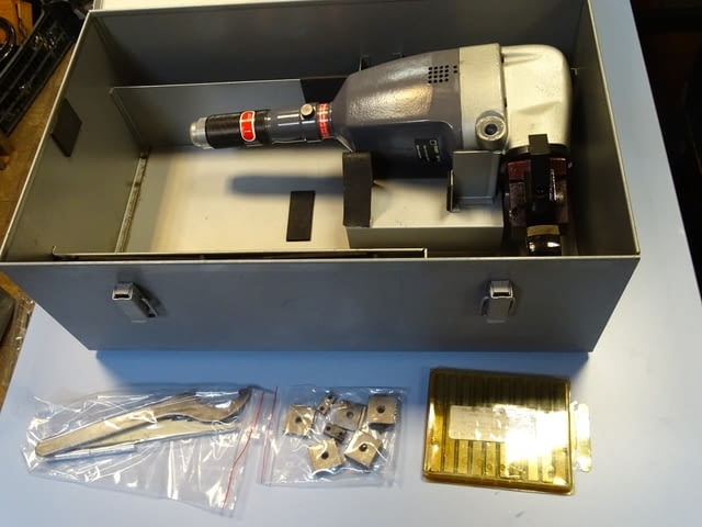 Пневматичен окрайчвател TRUMPF TKFP 101 Pneumatic Bevelling Machine - снимка 1