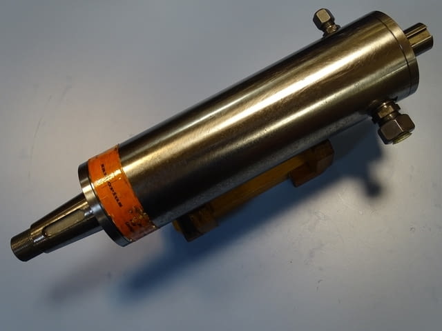 Хидростатичен шпиндел за шлайф MGF 2605/87 Hidrostatic Cylindrical Grinding Spindle - снимка 1