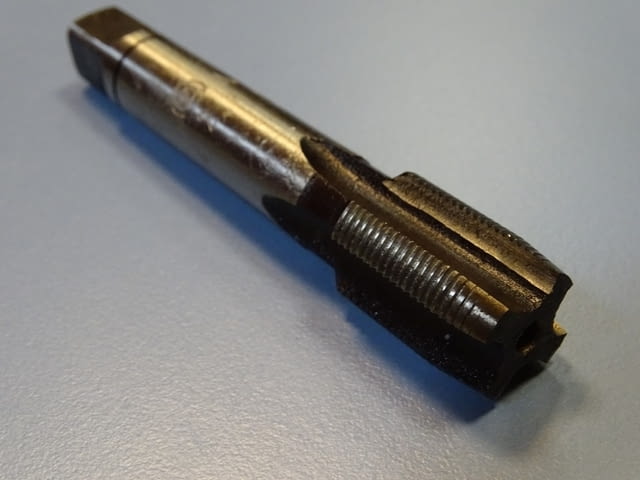 Метчик M16х1 ( I, II ) комплект HSS - град Пловдив | Инструменти - снимка 3