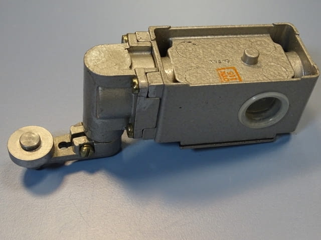 Краен изключвател ВП 15Д 21А231-54У2.3 10A 660V, град Пловдив | Промишлено Оборудване - снимка 4