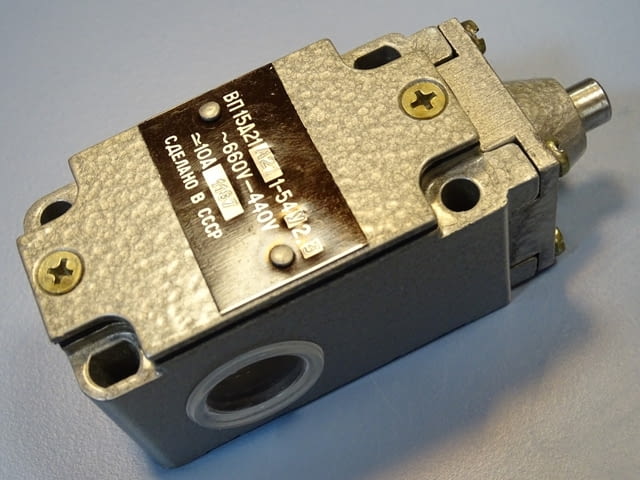 Краен изключвател ВП 15Д 21А211-54У2.3 10A 660V, град Пловдив | Промишлено Оборудване - снимка 6