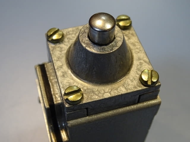 Краен изключвател ВП 15Д 21А211-54У2.3 10A 660V, град Пловдив | Промишлено Оборудване - снимка 7