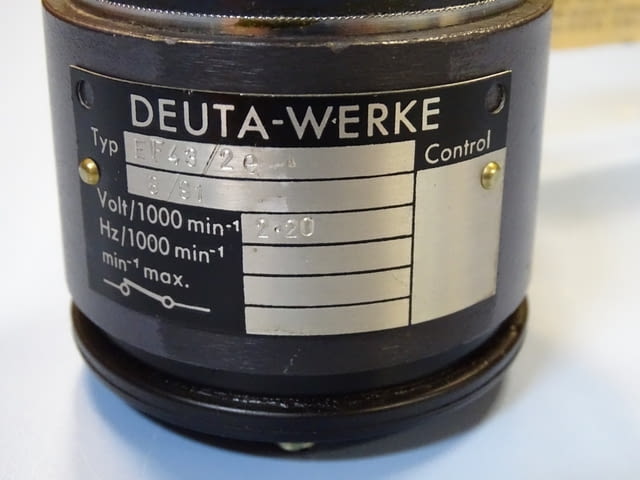 Тахогенератор DEUTA-Werke control EF43/2e generotor tachometer - снимка 3