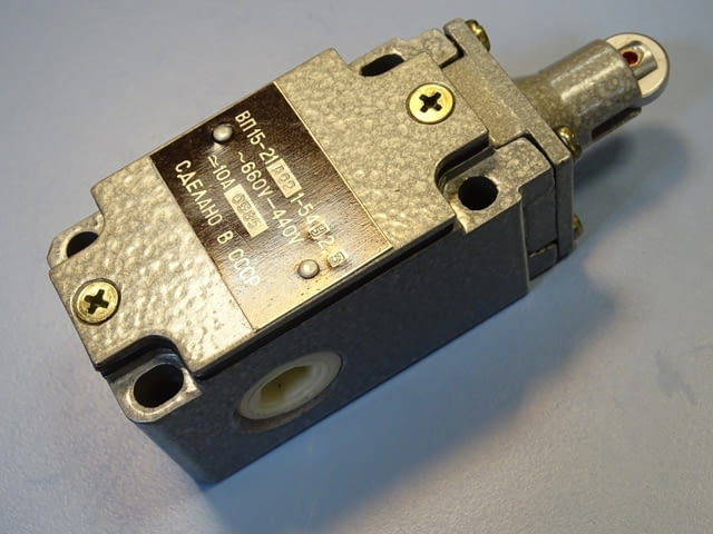 Краен изключвател ВП15 21А221-54У2.3 10A 660V, град Пловдив | Промишлено Оборудване - снимка 2