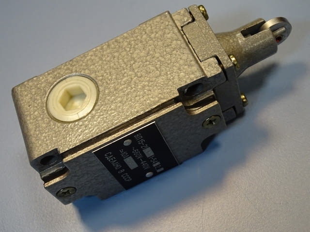 Краен изключвател ВП15 21А221-54У2.3 10A 660V, град Пловдив | Промишлено Оборудване - снимка 6