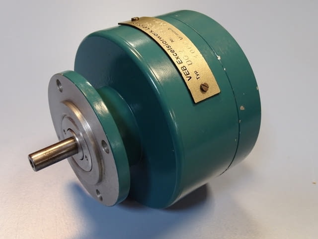 Енкодер VEB Excelsiorwerk Leipzig DG-2 speed encoder 1000min-1 - снимка 1