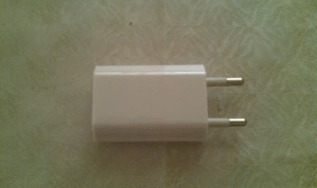 Apple USB Power Adapter - захранване за iPhone и iPod, град Видин | Части / Аксесоари - снимка 2