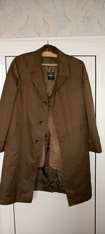 Продавам изгодно военен шлифер XL, Класически, Зелен - град Стара Загора | Мъжки Дрехи - снимка 1