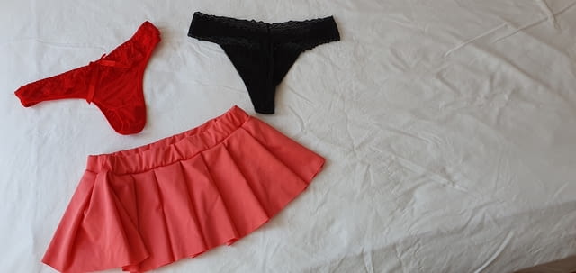 Сочен и голям кур в прашки На мой терен, Кестенява, 60 кг - град София | Травестити - снимка 3