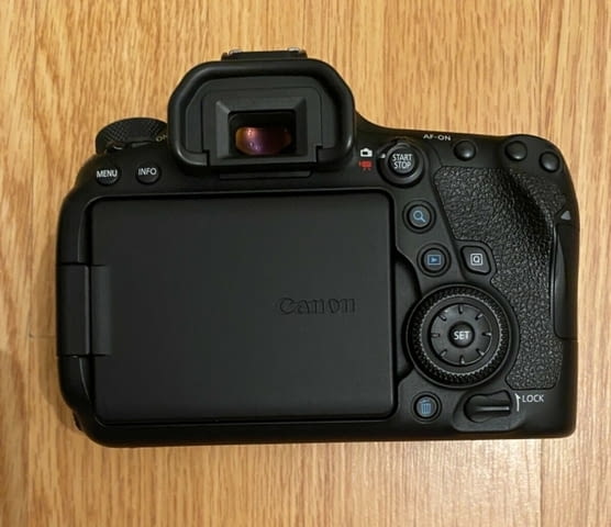 Canon EOS 5D Mark IV, Nikon Z 7II Mirrorless, Canon EOS R5, Nikon D780, Canon EOS R6 Mirrorless Came - снимка 4