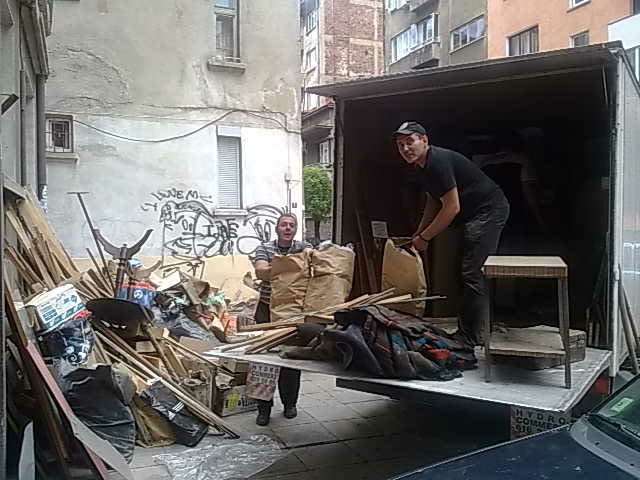 Почистване на тавани, мазета с превоз в София и област, град София | Транспортни / Хамалски