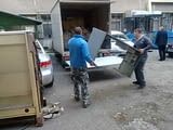 Почистване на дворове, гаражи, складове от отпадъци в София и област