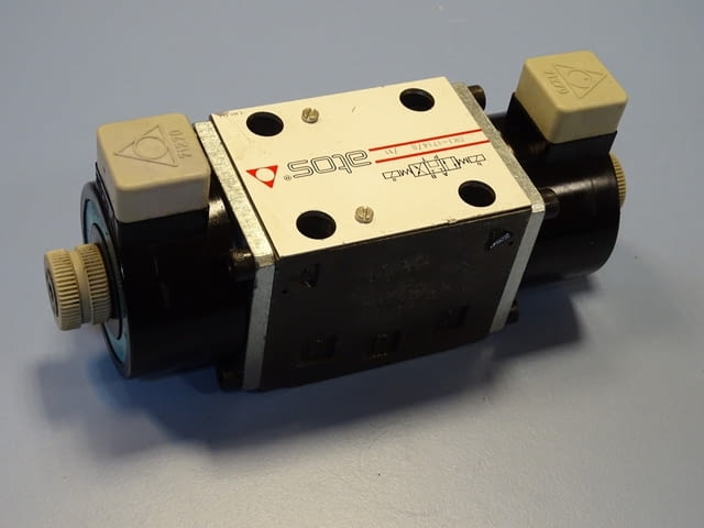 Хидравличен разпределител ATOS DKI-1714/8/11 directional valve - снимка 1