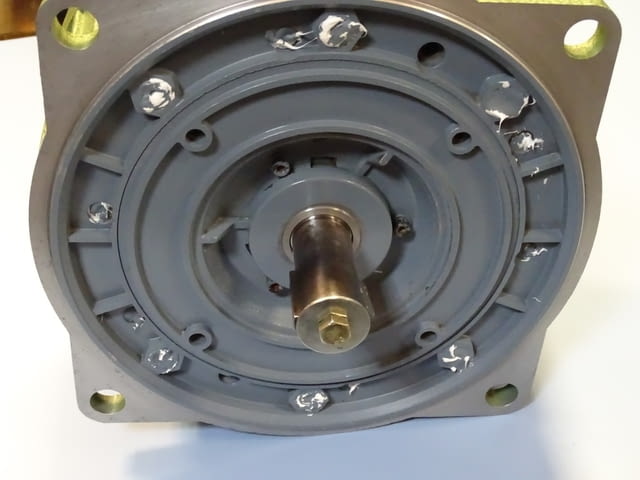 Сервомотор AXEM MC24P R0011 DC Disc Armature servomotor, city of Plovdiv | Industrial Equipment - снимка 4