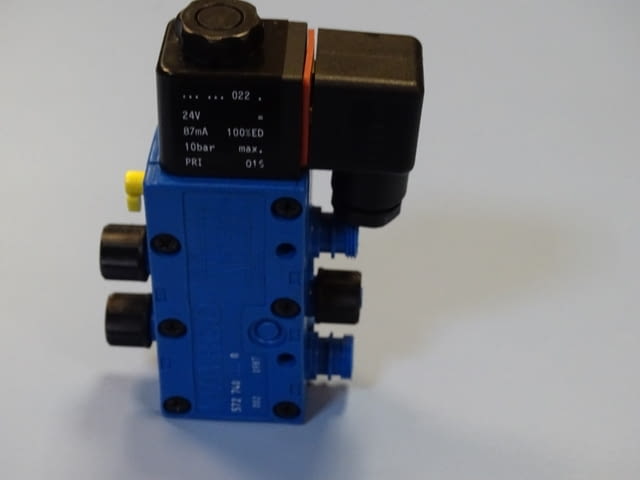 Пневматичен разпределител WABCO 572 740...0 24V DC, град Пловдив | Промишлено Оборудване - снимка 8