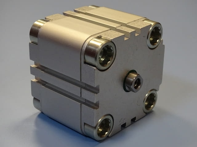 Пневматичен цилиндър Festo AEVU-63-25-P-A compact air cylinder - снимка 5