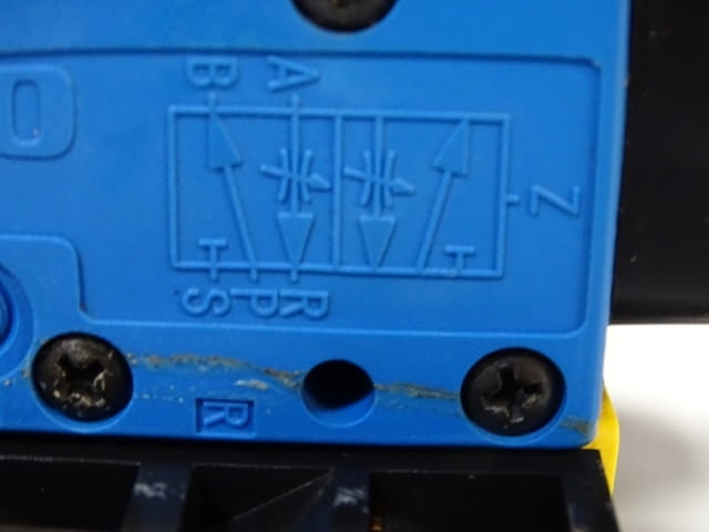 Пневматичен разпределител WABCO 572 740...0 24V DC, град Пловдив | Промишлено Оборудване - снимка 4