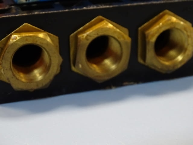 Пневматичен разпределител WABCO 572 740...0 24V DC, град Пловдив | Промишлено Оборудване - снимка 5