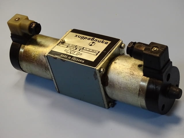 Електромагнитен хидравличен разпределител PX10081-024/00, град Пловдив | Промишлено Оборудване - снимка 2