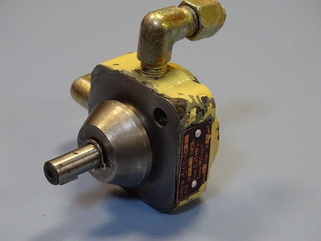 Хидравлична помпа C12-52T USSR 3.2 L/min, city of Plovdiv | Industrial Equipment - снимка 7