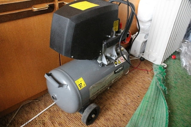 Компресор малък Matrix AC 2000-25 1500W 24L - city of Vidin | Instruments - снимка 8