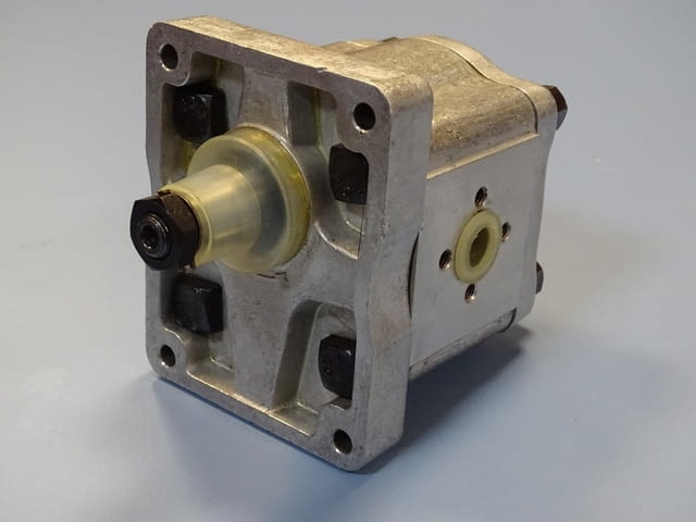 Хидравлична помпа C25X 175 bar Тежка промишленост, На дребно - град Пловдив | Промишлено Оборудване - снимка 1