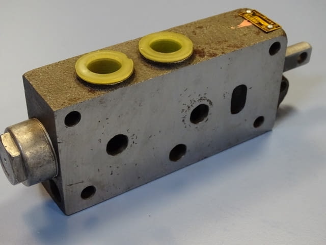 Секция за хидравличен разпределител Хидравлика 346К, град Пловдив | Промишлено Оборудване - снимка 4