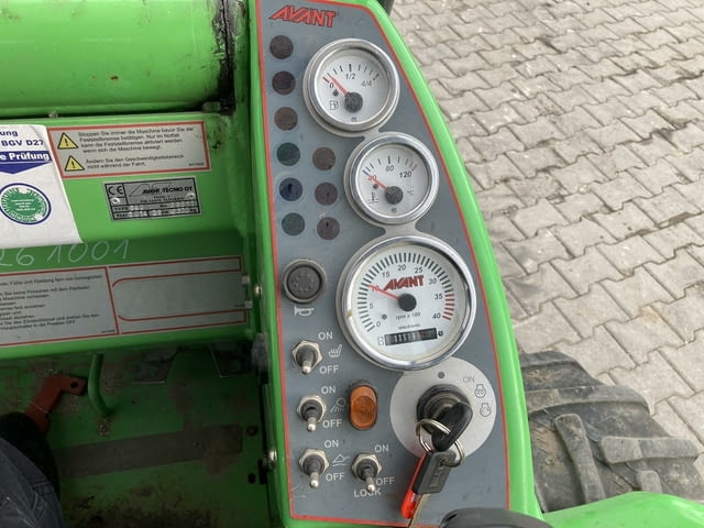 Мини челен товарач 1600кг Avant 640 ПОД НАЕМ от Рентекс, city of Sofia | Industrial Equipment - снимка 7