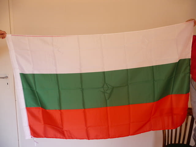 Знаме на България българско флаг трикольор национално ново, град Радомир | Декорация / Интериор - снимка 1