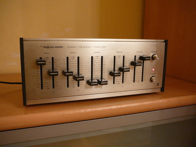 Realistic number 31 - град Пазарджик | Ресийвъри / Усилватели - снимка 2